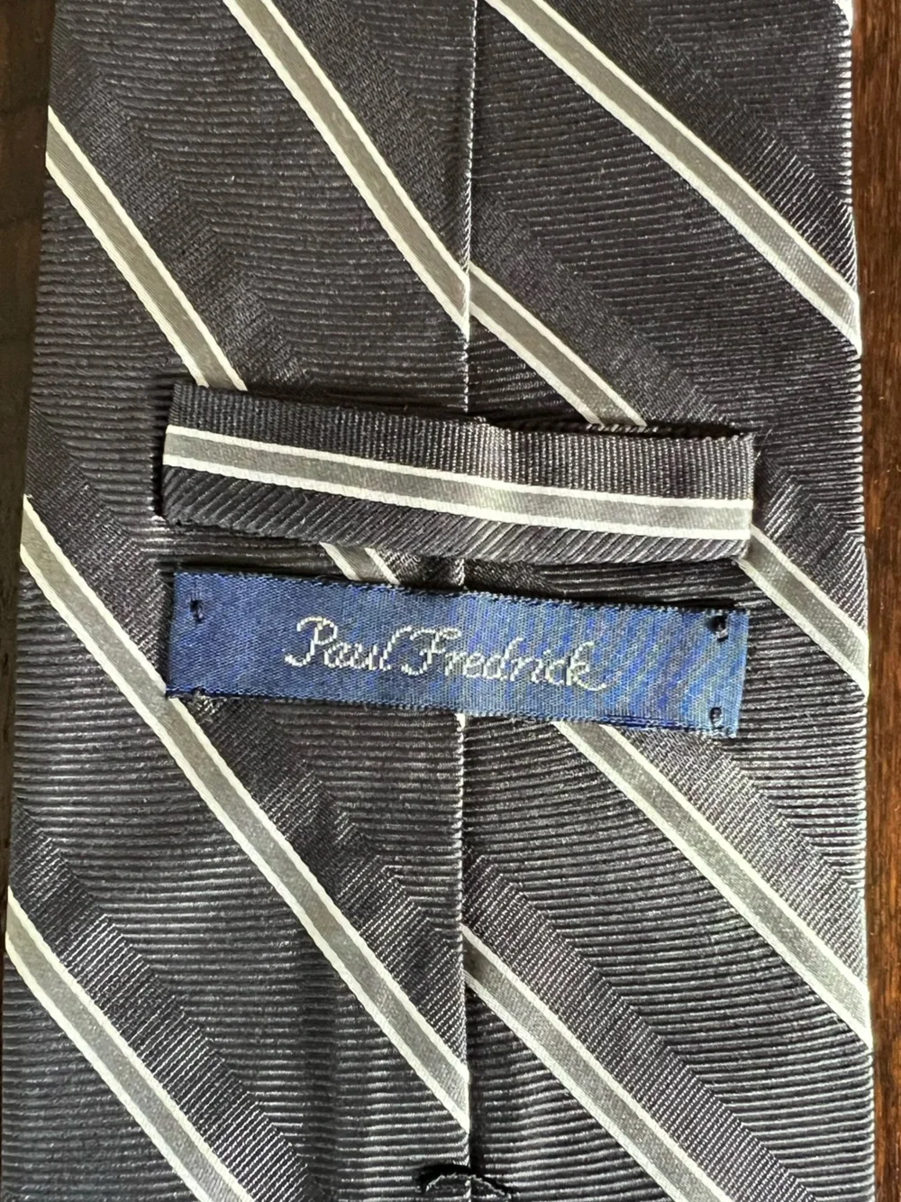 Paul Fredrick Gray Silver Diagonal Stripe 100% Silk Men’s Tie Classic